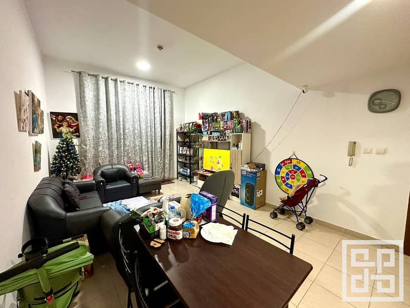 Closed Kitchen I High Floor I Rented