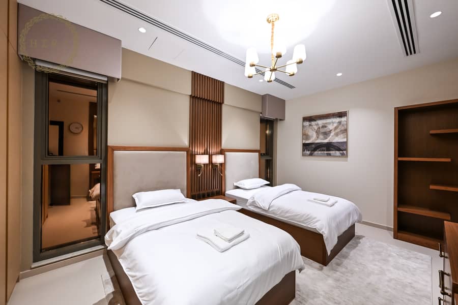 Brand New /// 3 Bedroom /// Elite Downtown Residence 2 /// Monthly