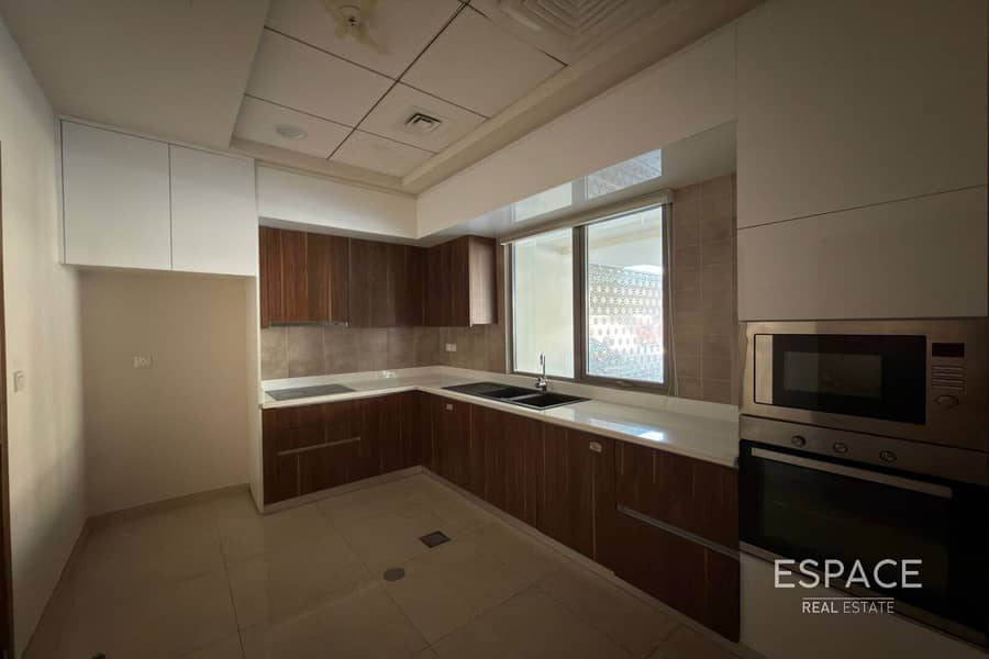 Bright | Modern | Vacant | 3BR Plus Maids