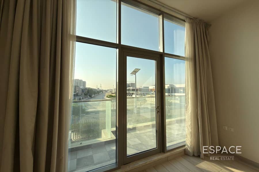 Bright | Modern | Vacant | 3BR Plus Maids - Image 8