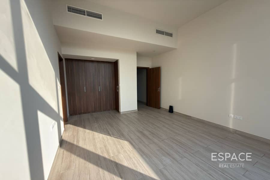 Bright | Modern | Vacant | 3BR Plus Maids - Image 11