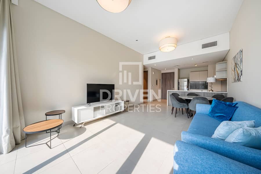 Spacious Unit | Furnished | Pets Allowed