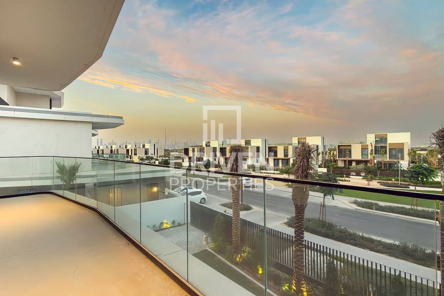 Brand New Villa | Pool and Landscaping | Golf view