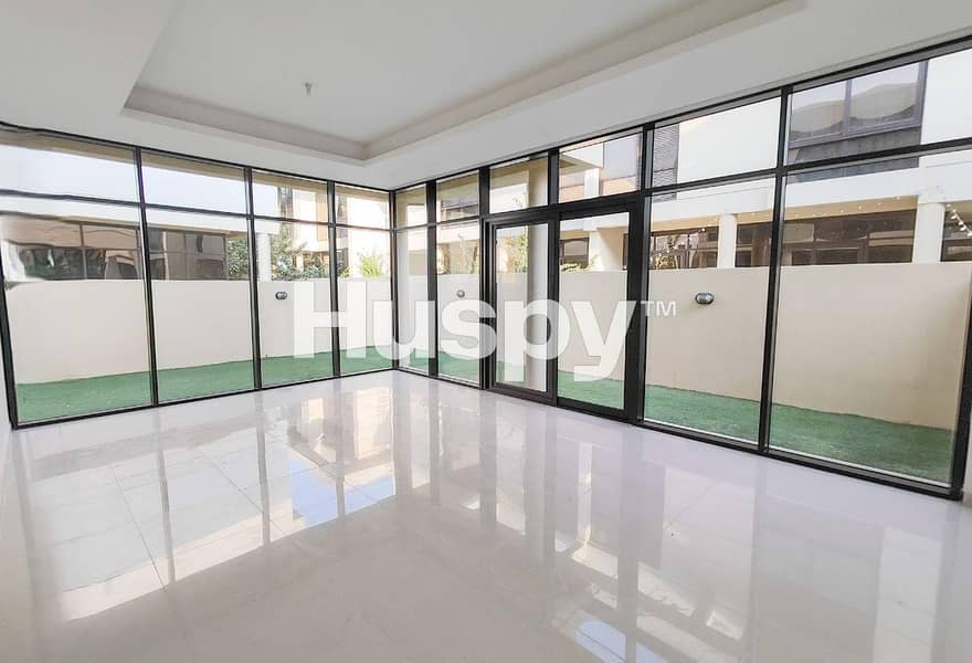 Vacant | Corner Unit | Unfurnished