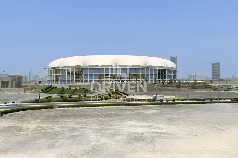 Elegant Unit | Spacious | Ready24th of January