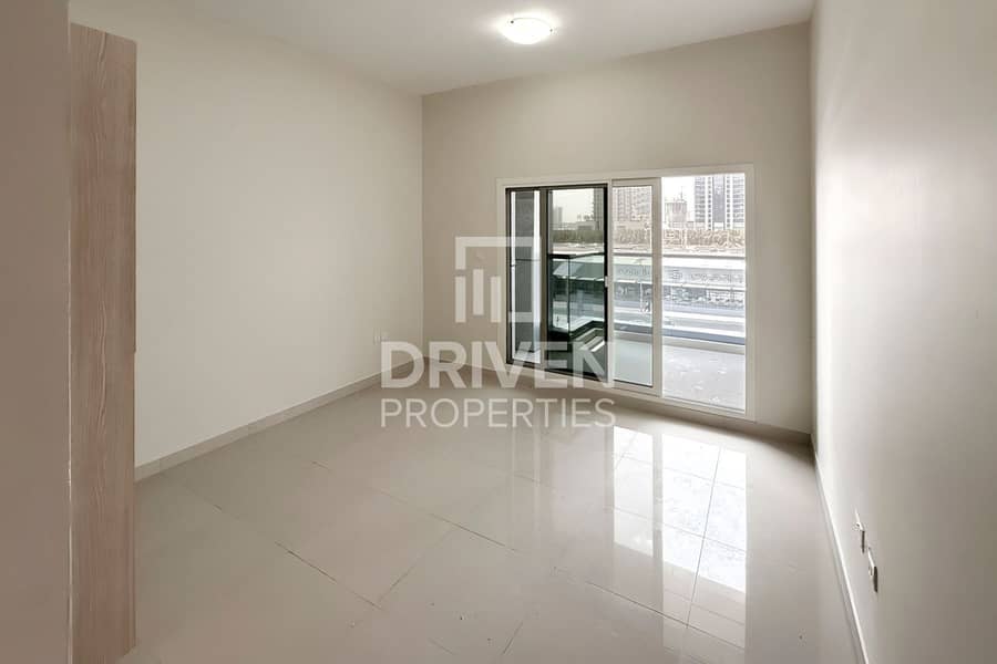 Elegant Unit | Spacious | Ready24th of January - Image 6