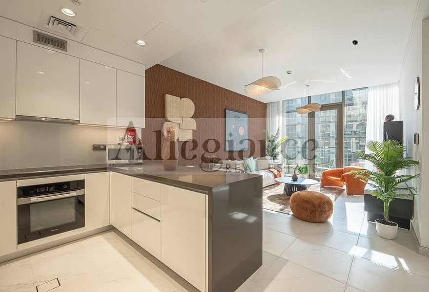 Fully Furnished | Luxury Living | Prime Location - Image 11