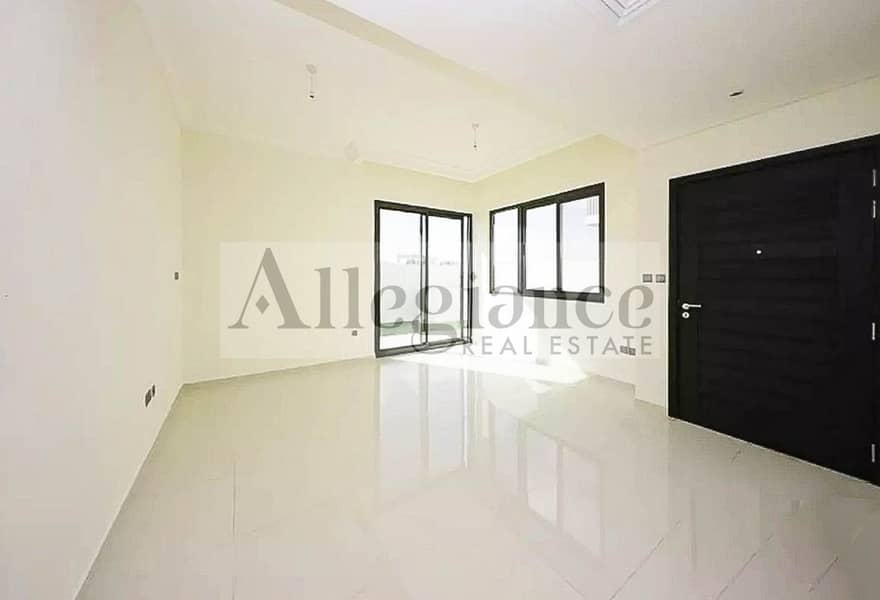 Type R2-EM | 3 bedrooms + maids | Corner Unit