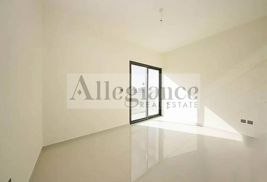 Type R2-EM | 3 bedrooms + maids | Corner Unit