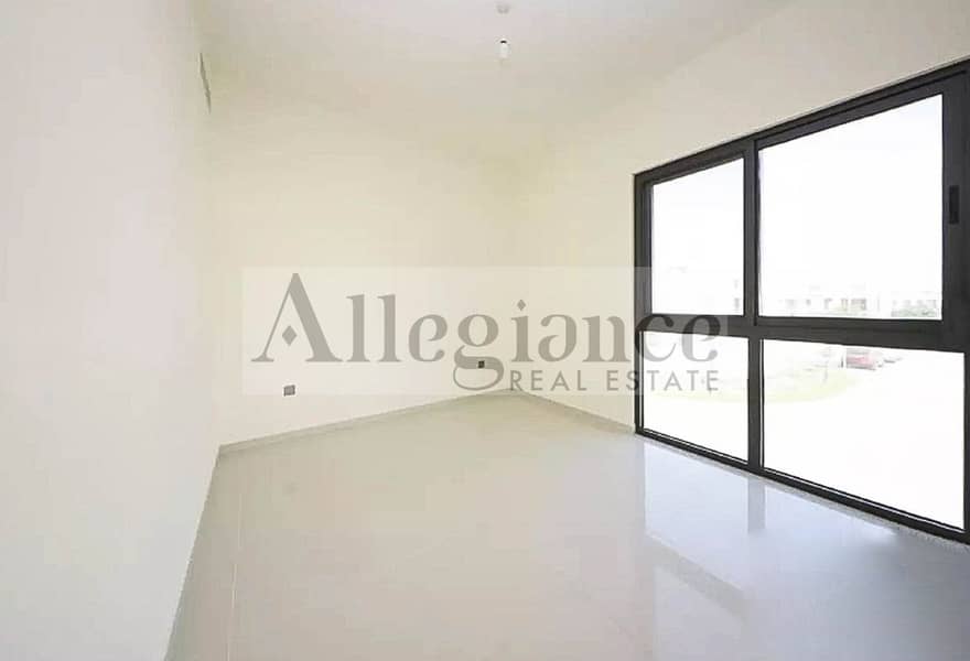 Type R2-EM | 3 bedrooms + maids | Corner Unit