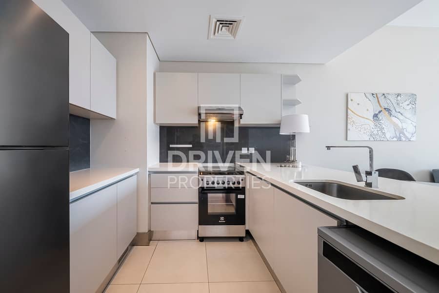 Spacious Unit | Furnished | Pets Allowed