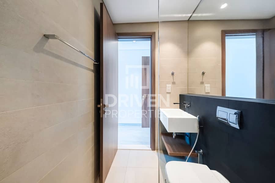 Spacious Unit | Furnished | Pets Allowed - Image 10