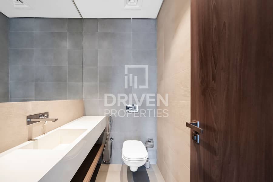 Spacious Unit | Furnished | Pets Allowed - Image 11