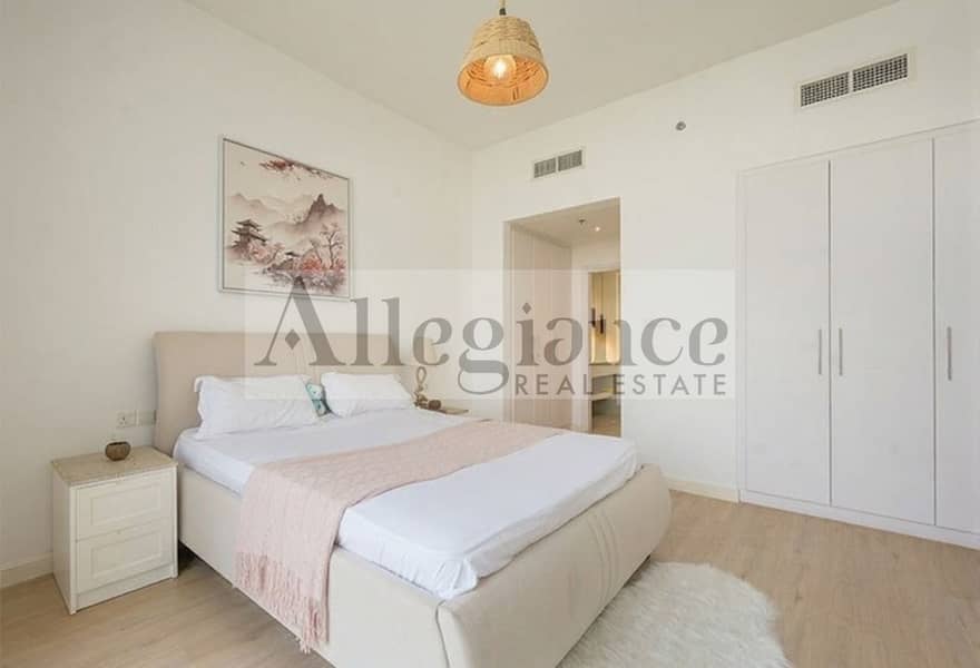 Vacant on Transfer | Fully Furnished and Upgraded - Image 9