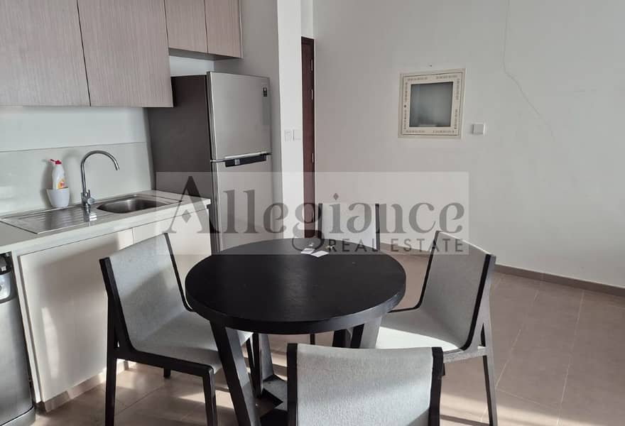 Vacant | Fully Furnished | Spacious - Image 6