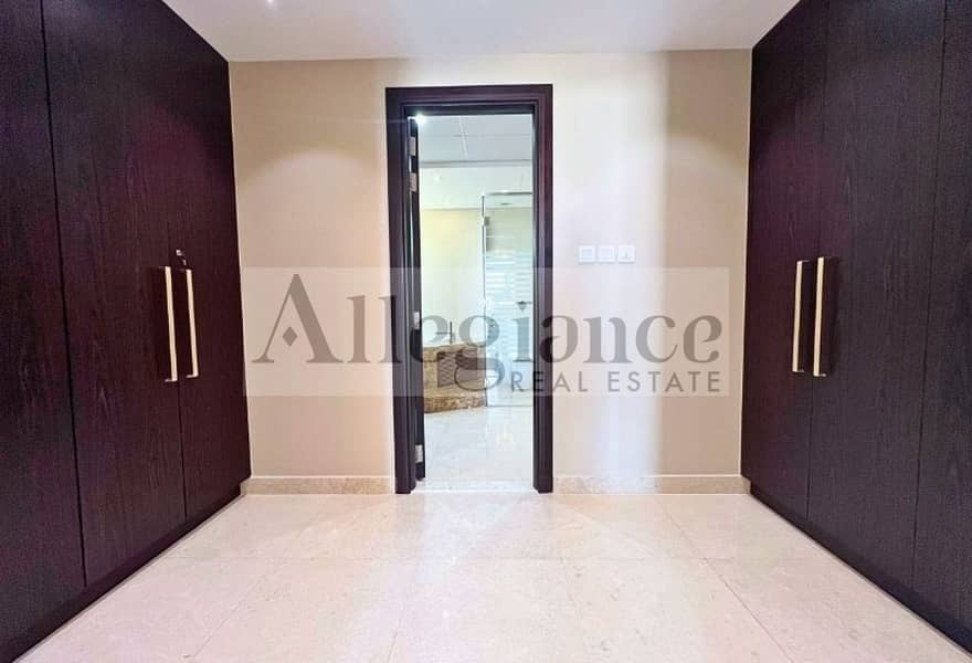 Family Home l Park View | 6BR En-Suite+ Maid Villa - Image 18