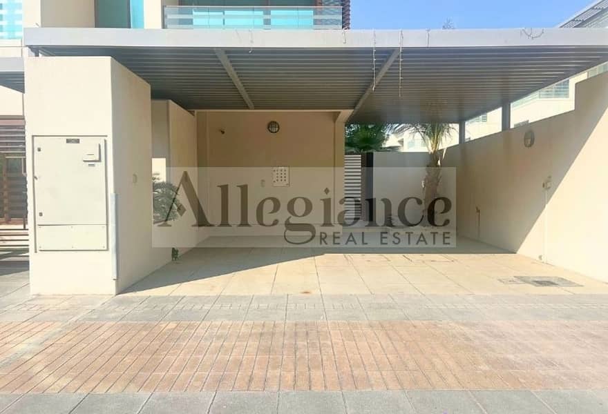 Family Home l Park View | 6BR En-Suite+ Maid Villa - Image 29