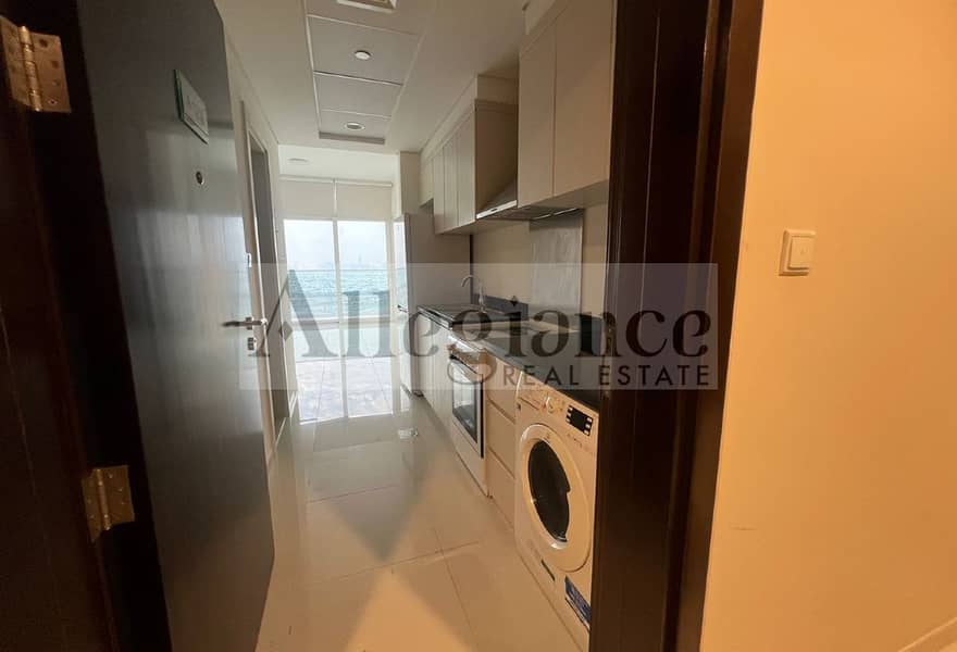 Unfurnished | Vacant | With Balcony - Image 9