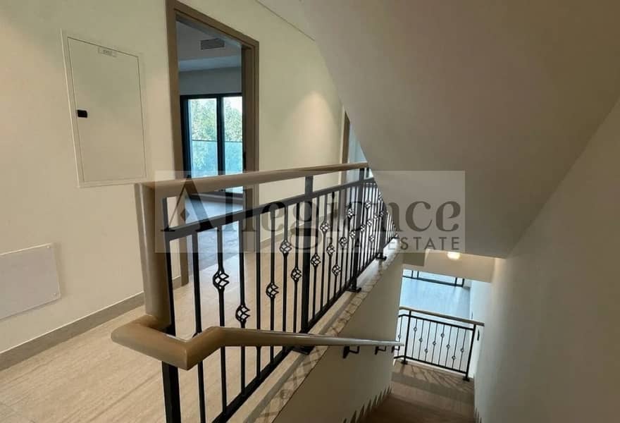 End Corner | Huge Layout | Ready to Move | Vacant - Image 14