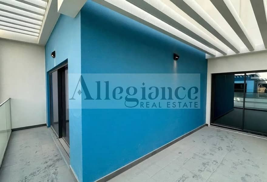 End Corner | Huge Layout | Ready to Move | Vacant - Image 26