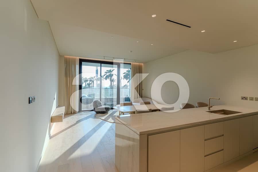 Exclusive 2 Bed Creek View High Floor Furnished