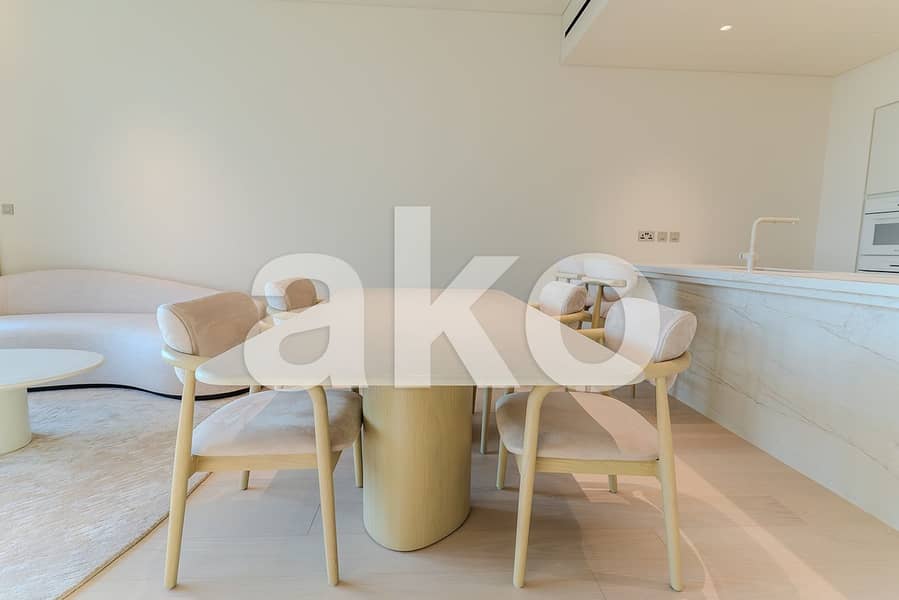 Exclusive 2 Bed Creek View High Floor Furnished