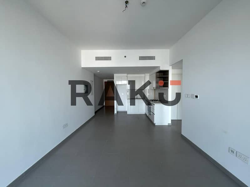 Ready to Move | Mid Floor | Community View