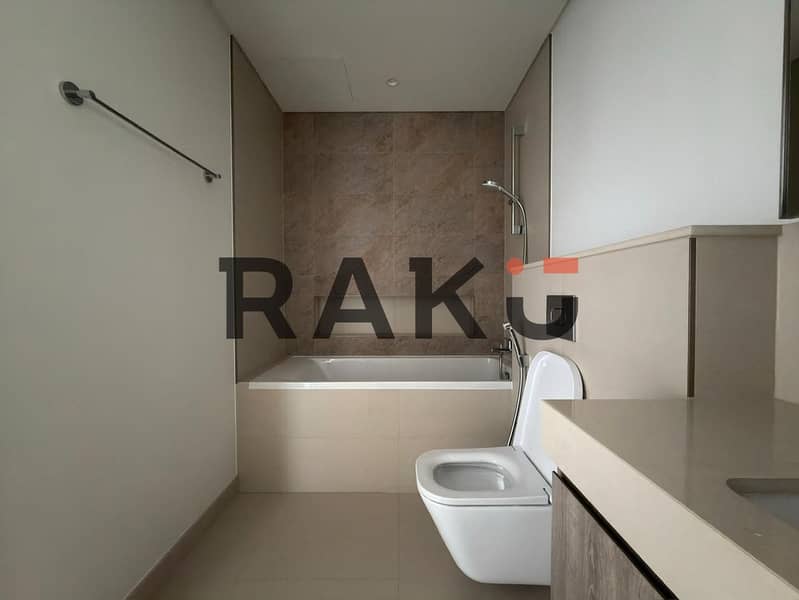 Ready to Move | Mid Floor | Community View - Image 8