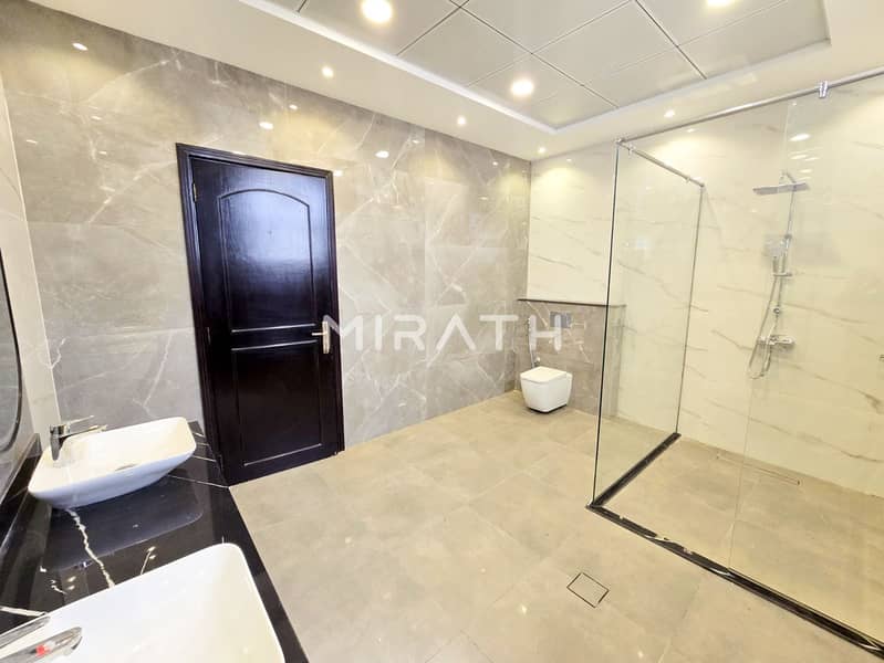 4BR Independent Villa| Prvt Lawn and Pool - Image 8