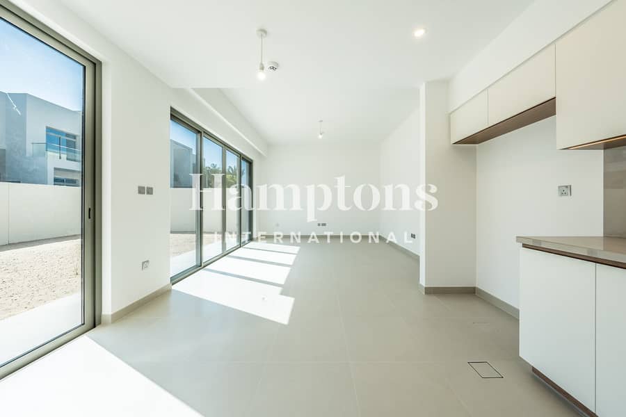 Big Plot | Conner Unit | Single Row | Great Offer - Image 12