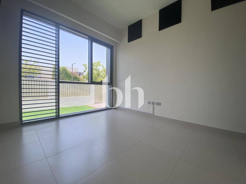 Amazing Location | Well Maintained | View Today - Image 8