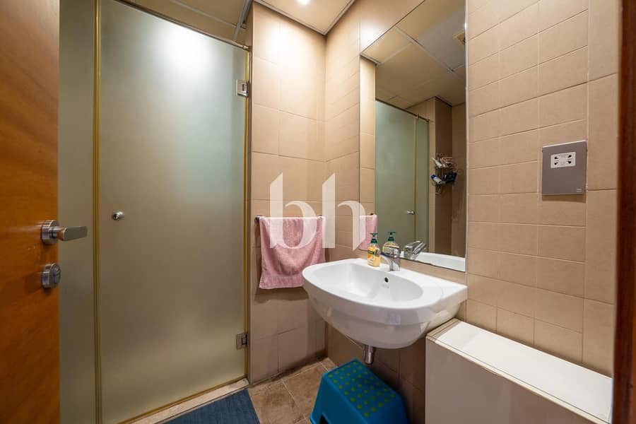 5 Bedroom on a Big Plot | Quiet Location - Image 11