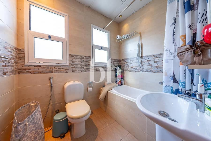 5 Bedroom on a Big Plot | Quiet Location - Image 15