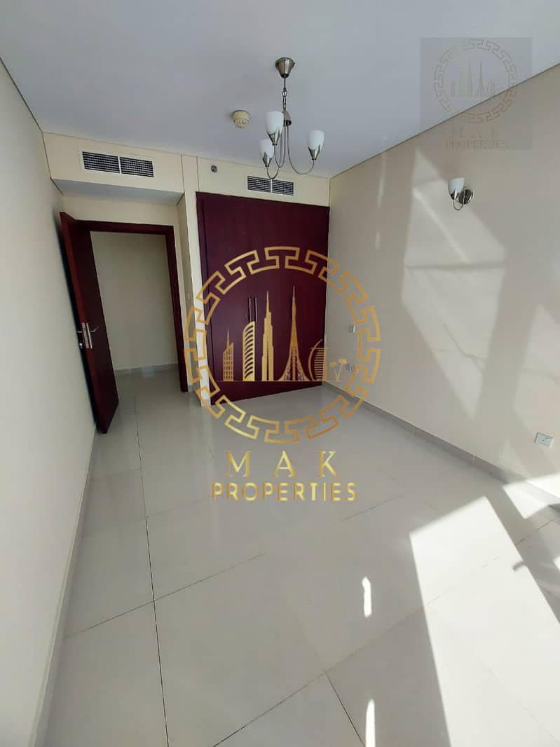 Premium Unfurnished 3-Bedroom Apartment | 1696 Sq. ft | 3 Washrooms | Oasis Tower 1 – Dubai Spo - Image 7