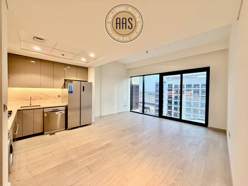 Best Layout•Boulevard Facing•Chiller Free•Luxurious & Spacious 3Bhk•All Amenities