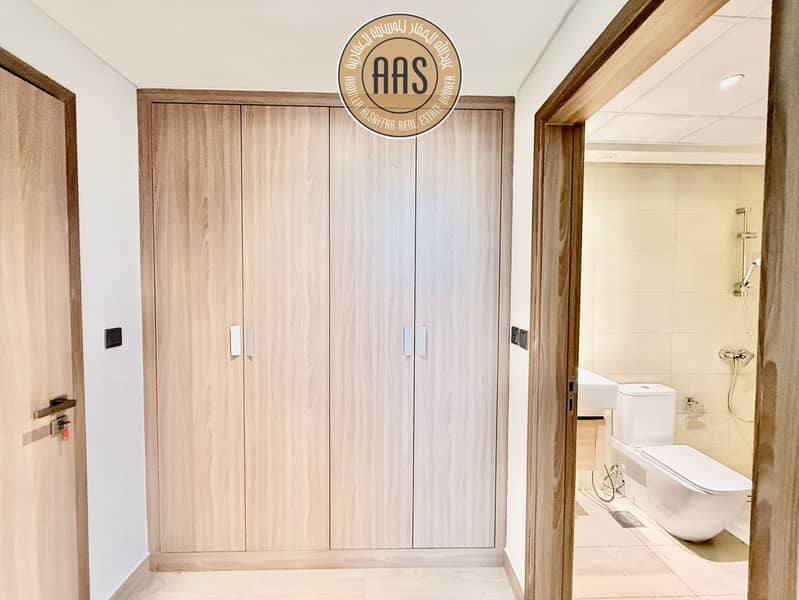 Best Layout•Boulevard Facing•Chiller Free•Luxurious & Spacious 3Bhk•All Amenities - Image 13