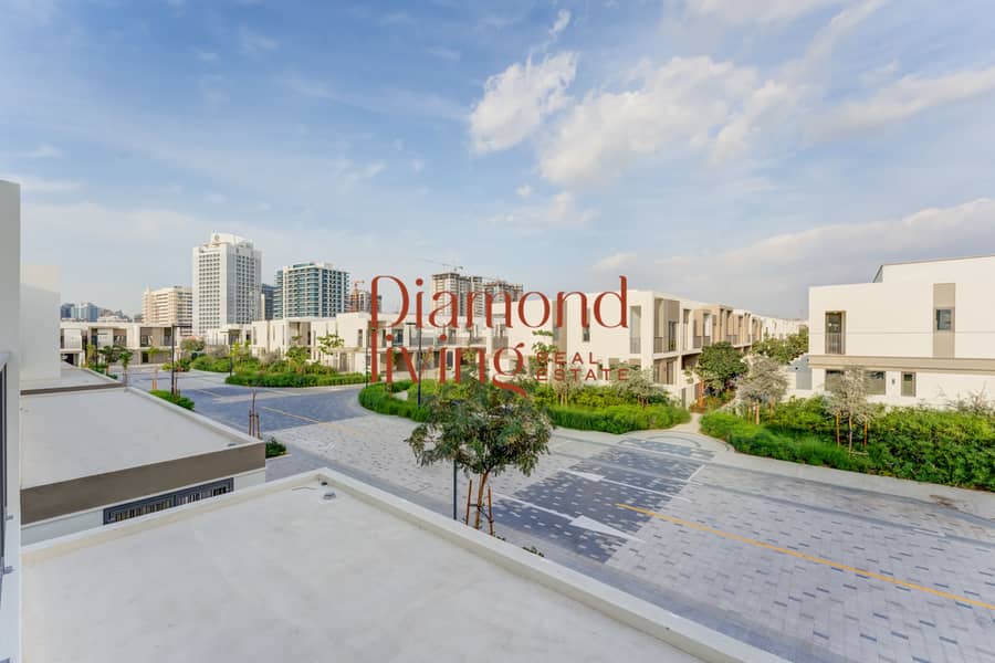 Brand New | Single Row | Park View - Image 21