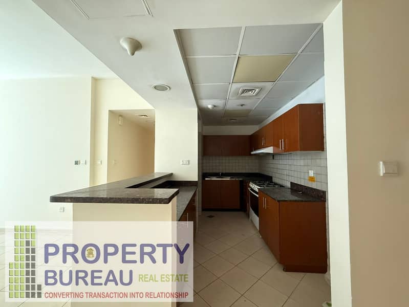 1 BR " Tower E " 50 K 4 CHEQUE