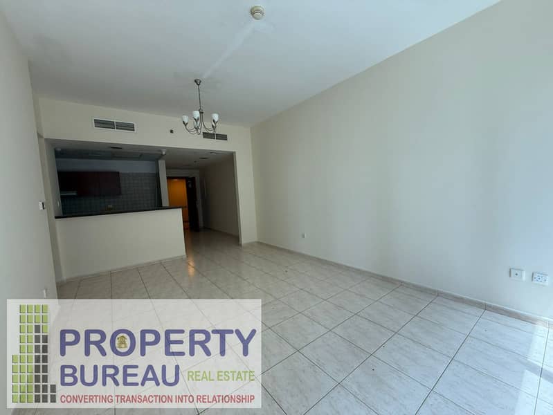 1 BR " Tower E " 50 K 4 CHEQUE