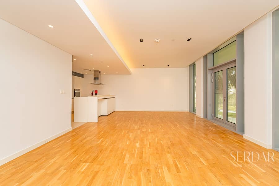 Available Now | Roomy Layout | Beautiful Ain View