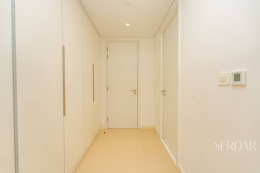 Available Now | Roomy Layout | Beautiful Ain View - Image 12