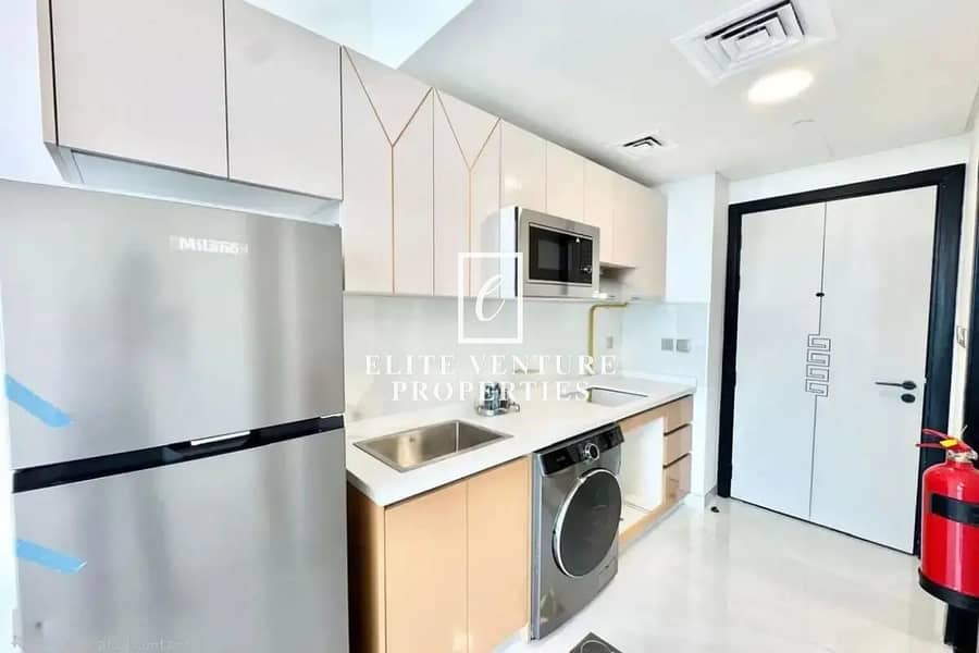 STUDIO | VACANT | SPACIOUS | PRIME LOCATION