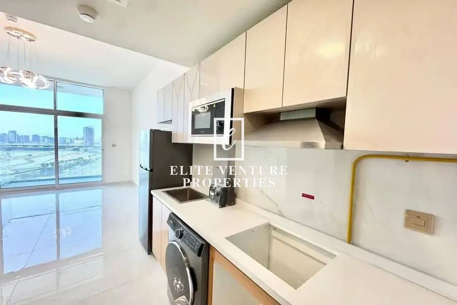 STUDIO | VACANT | SPACIOUS | PRIME LOCATION