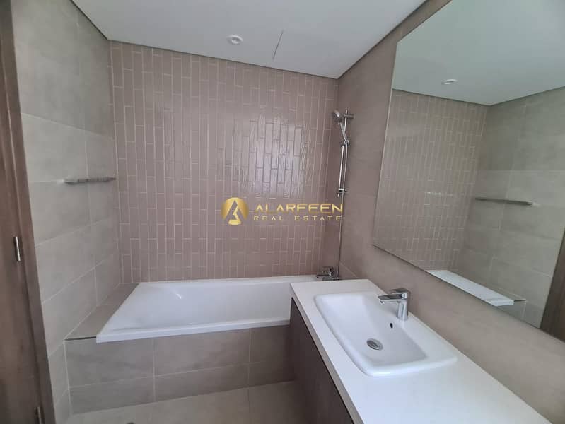 4bedroom plus Maid | Landscaped | Park view - Image 10