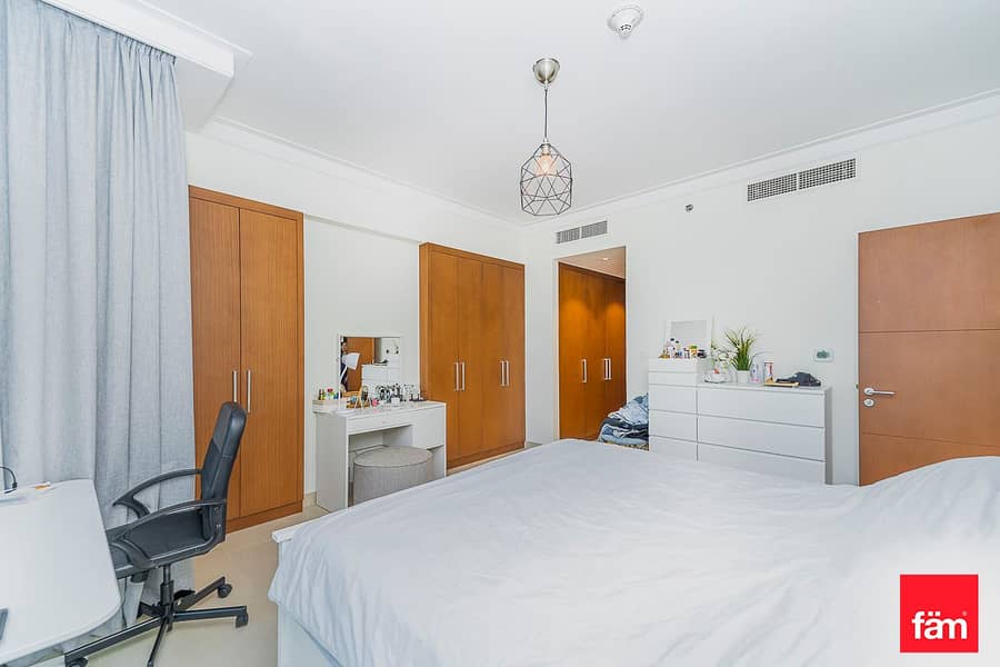 High Floor| Full Creek View| Avaliable Soon - Image 13