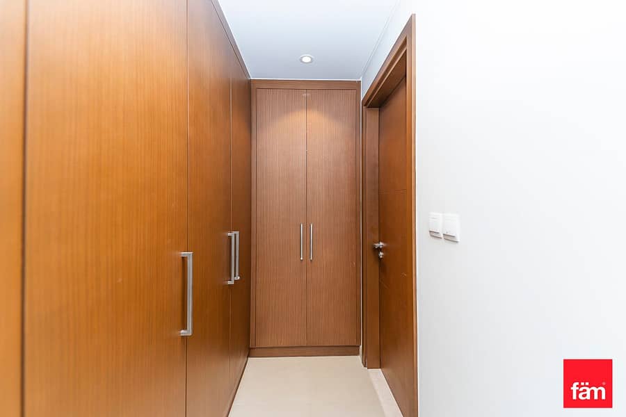 High Floor| Full Creek View| Avaliable Soon - Image 21