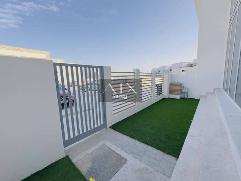 2-BR Townhouse | Spacious Layout | Prime Location - Image 14