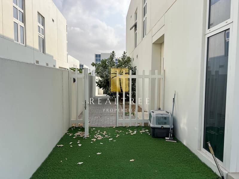 Furnished | 3 BED + MAID | Middle Corner Unit - Image 7