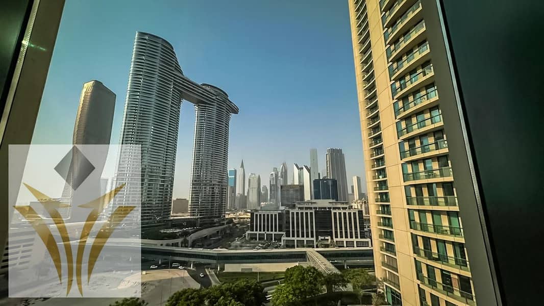 Luxury 3BHK + Maid | Full Burj Khalifa View - Image 10