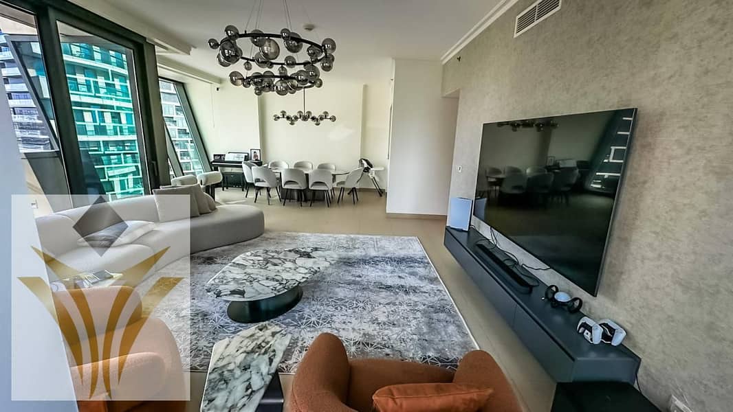 Luxury 3BHK + Maid | Full Burj Khalifa View - Image 25